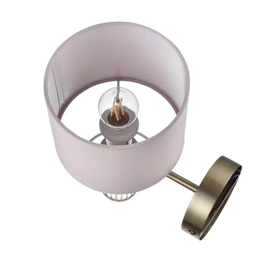 Фото 2 Настенный светильник Lumion Damona 8109-1w цвет латунь Фото 2 Настенный светильник Lumion Damona 8109-1w цвет латунь