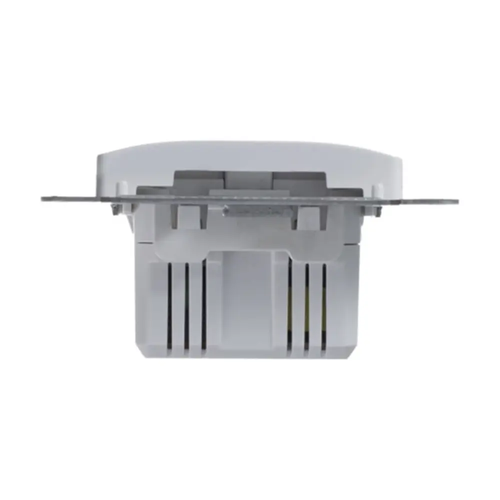 Фото 3 Розетка USB встраиваемая Schneider electric Glossa GSL000133 цвет белый Фото 3 Розетка USB встраиваемая Schneider electric Glossa GSL000133 цвет белый