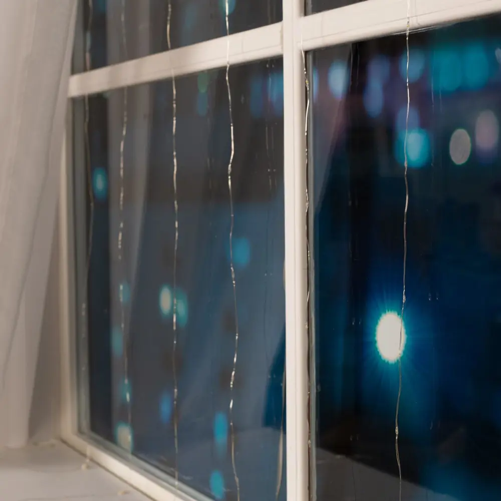 Фото 5 Электрогирлянда комнатная Luazon Lighting Занавес 2x2м 300 ламп разноцветный 8 режимов работы Фото 5 Электрогирлянда комнатная Luazon Lighting Занавес 2x2м 300 ламп разноцветный 8 режимов работы