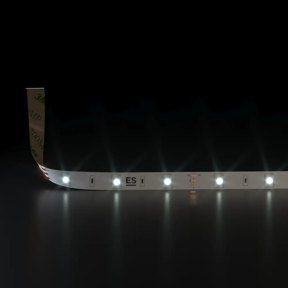Фото 6 Светодиодная лента Elektrostandard a050583 30 диод/7.2 Вт/м 12 В 10 мм IP20 5 м нейтральный белый свет Фото 6 Светодиодная лента Elektrostandard a050583 30 диод/7.2 Вт/м 12 В 10 мм IP20 5 м нейтральный белый свет