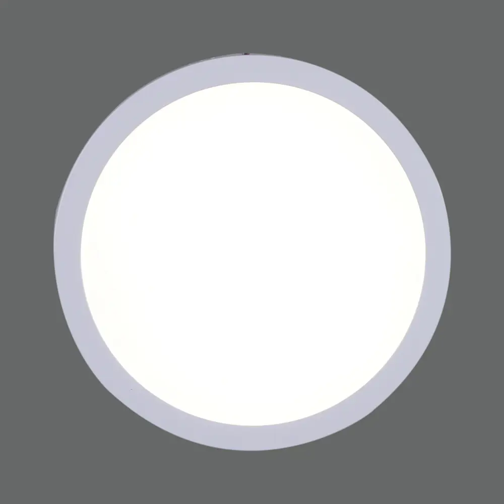 Фото 4 Светильник точечный накладной Reluce 70606-9.5-001OL LED18W WH 4000K цвет белый Фото 4 Светильник точечный накладной Reluce 70606-9.5-001OL LED18W WH 4000K цвет белый