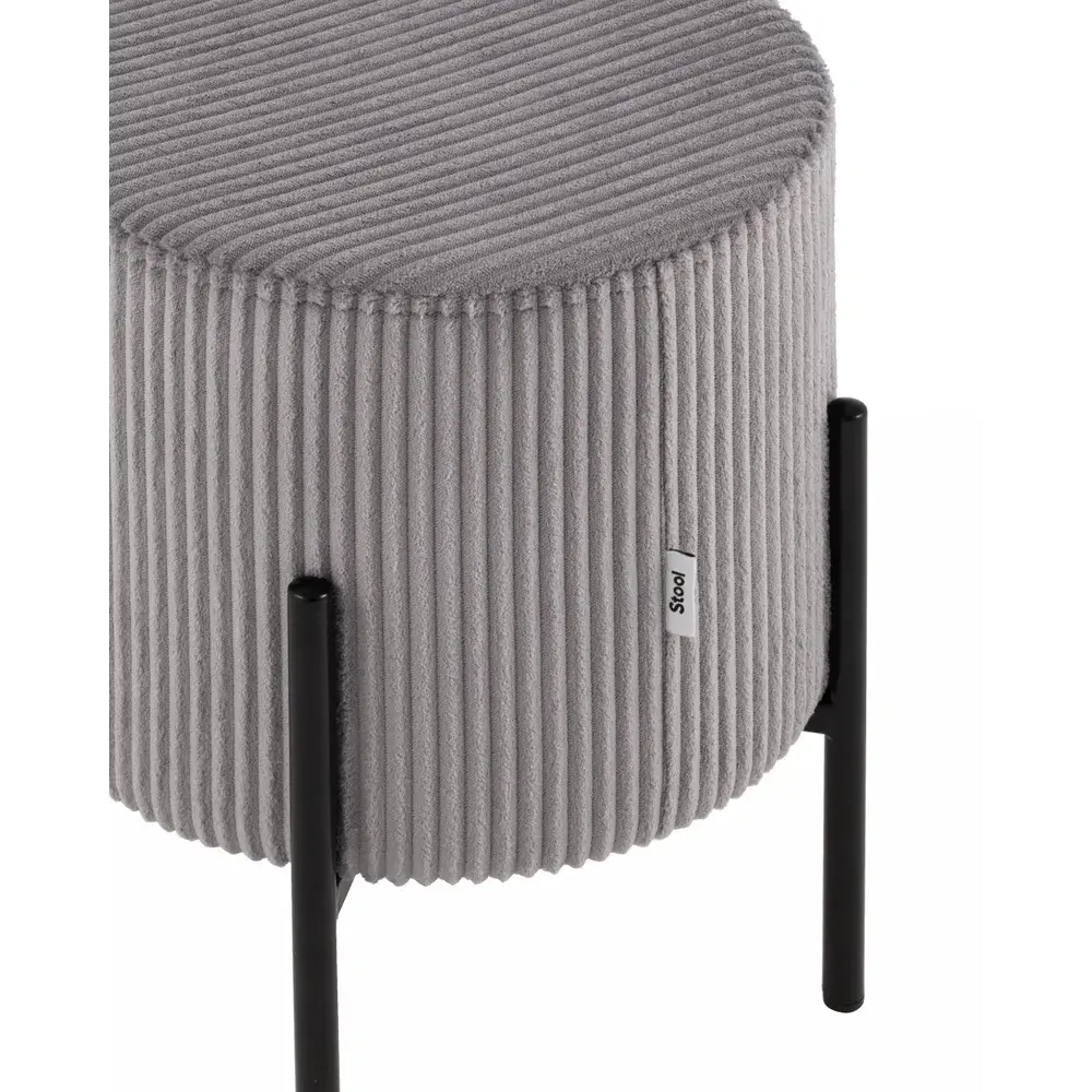 Фото 5 Пуф велюр Stool Group Кейси vd-keysi-cl-steel, 35x35 см, цвет светло-серый Фото 5 Пуф велюр Stool Group Кейси vd-keysi-cl-steel, 35x35 см, цвет светло-серый