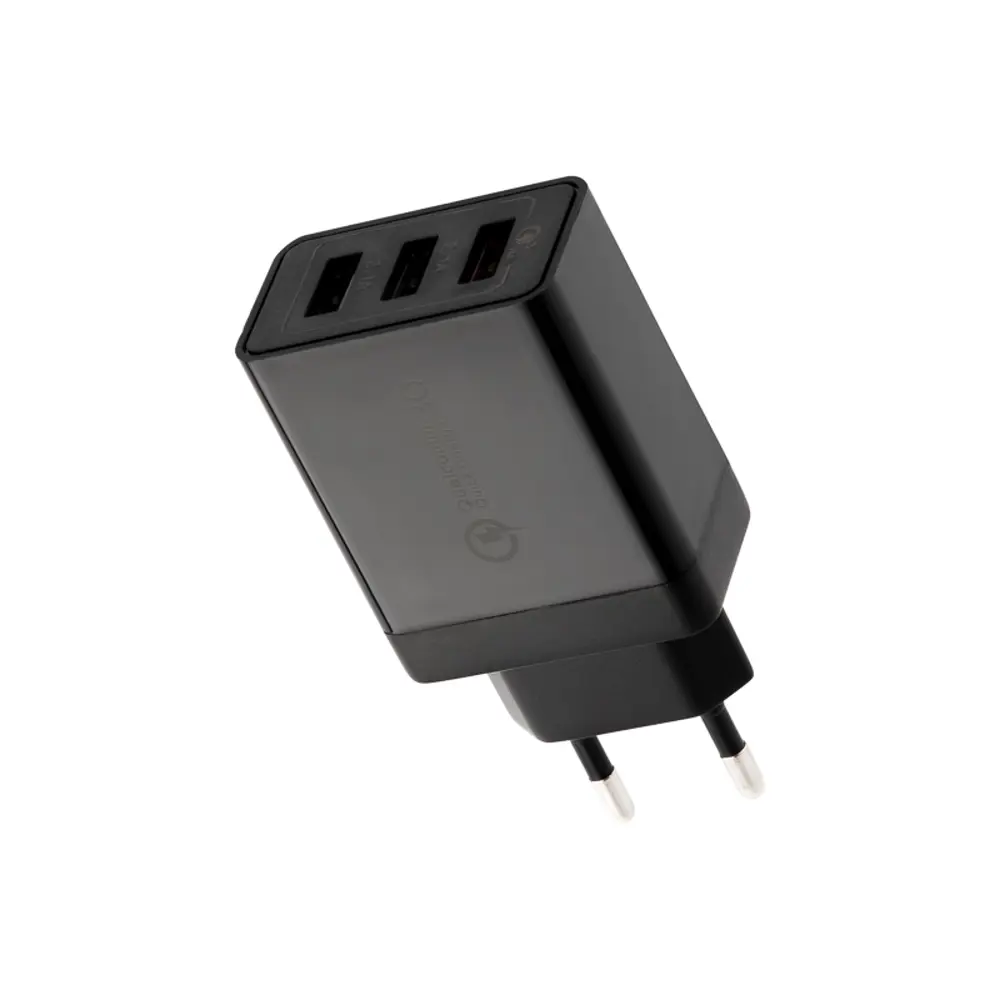 Фото 2 Сетевое зарядное устройство Rexant 3xUSB 30Вт Quick charge черное Фото 2 Сетевое зарядное устройство Rexant 3xUSB 30Вт Quick charge черное