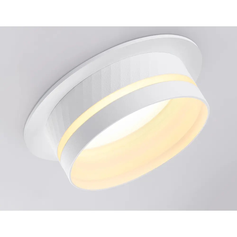 Фото 13 Светильник точечный встраиваемый светодиодный Ambrella Light Tn5218 2 м² под отверстие 9.3 см цвет белый Фото 13 Светильник точечный встраиваемый светодиодный Ambrella Light Tn5218 2 м² под отверстие 9.3 см цвет белый