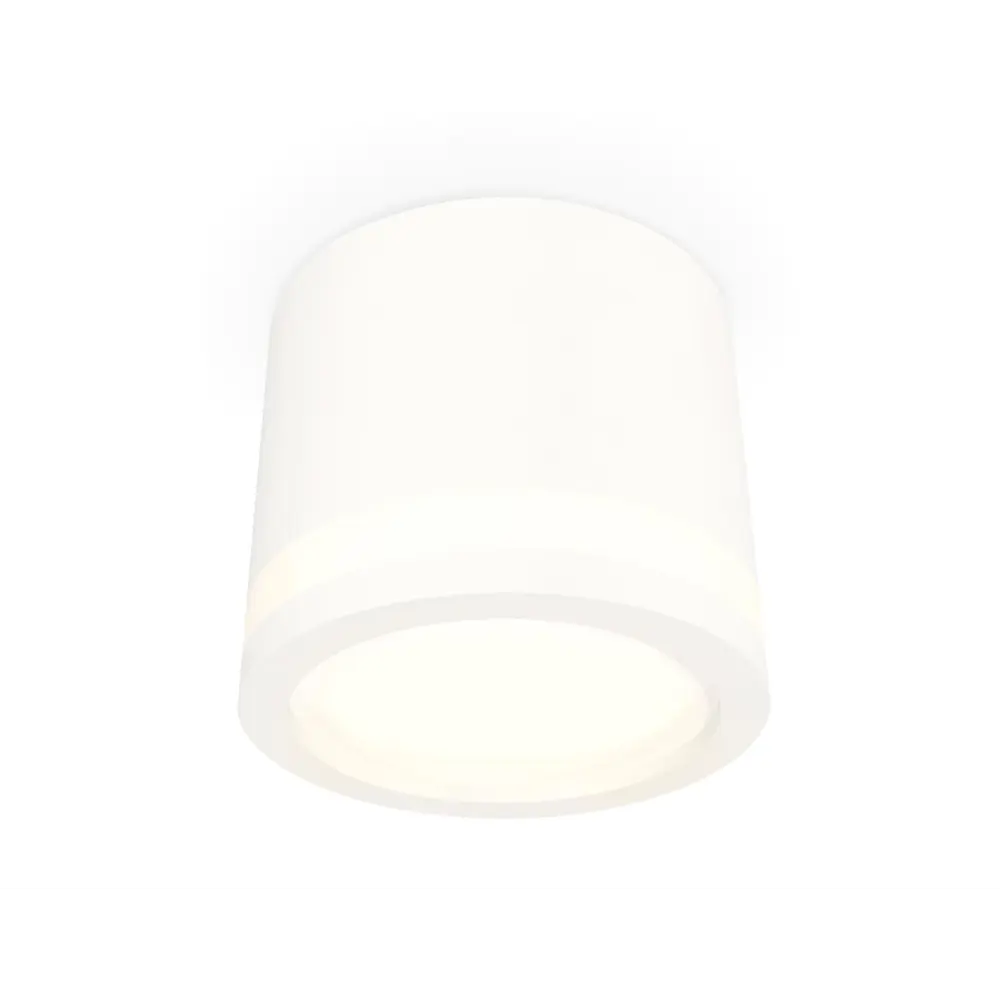 Фото Светильник точечный накладной Ambrella light Xs8110003 2 м² цвет белый Фото Светильник точечный накладной Ambrella light Xs8110003 2 м² цвет белый