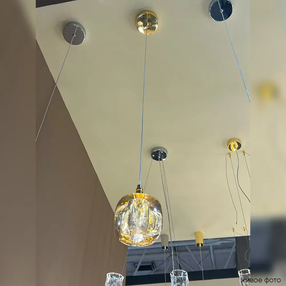 Фото 3 Светильник подвесной Crystal lux Box Cu_1272_201 1 лампа 2 м² цвет золото Фото 3 Светильник подвесной Crystal lux Box Cu_1272_201 1 лампа 2 м² цвет золото
