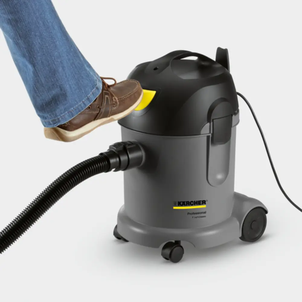 Фото 3 Пылесос портативный Karcher T 14/1 Classic EU, 1600 Вт, 14 л Фото 3 Пылесос портативный Karcher T 14/1 Classic EU, 1600 Вт, 14 л