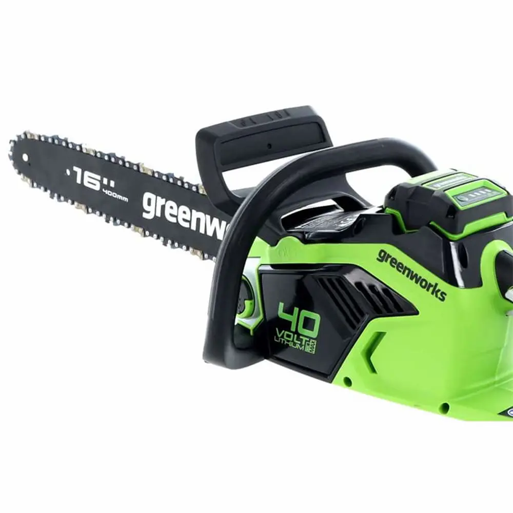Фото 4 Пила аккумуляторная бесщёточная Greenworks 2005807 40 В шина 40 см АКБ и ЗУ не в комплекте и перчатки Фото 4 Пила аккумуляторная бесщёточная Greenworks 2005807 40 В шина 40 см АКБ и ЗУ не в комплекте и перчатки