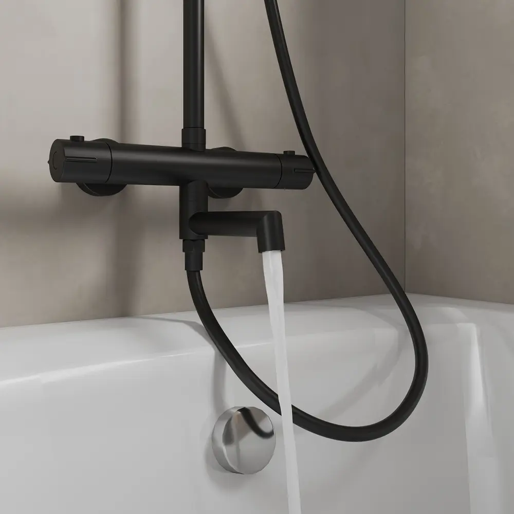 Фото 3 Смеситель термостатический для ванны Ideal Spa Milardo ILSBLTHM06 со стойкой и тропической лейкой цвет черный матовый Фото 3 Смеситель термостатический для ванны Ideal Spa Milardo ILSBLTHM06 со стойкой и тропической лейкой цвет черный матовый