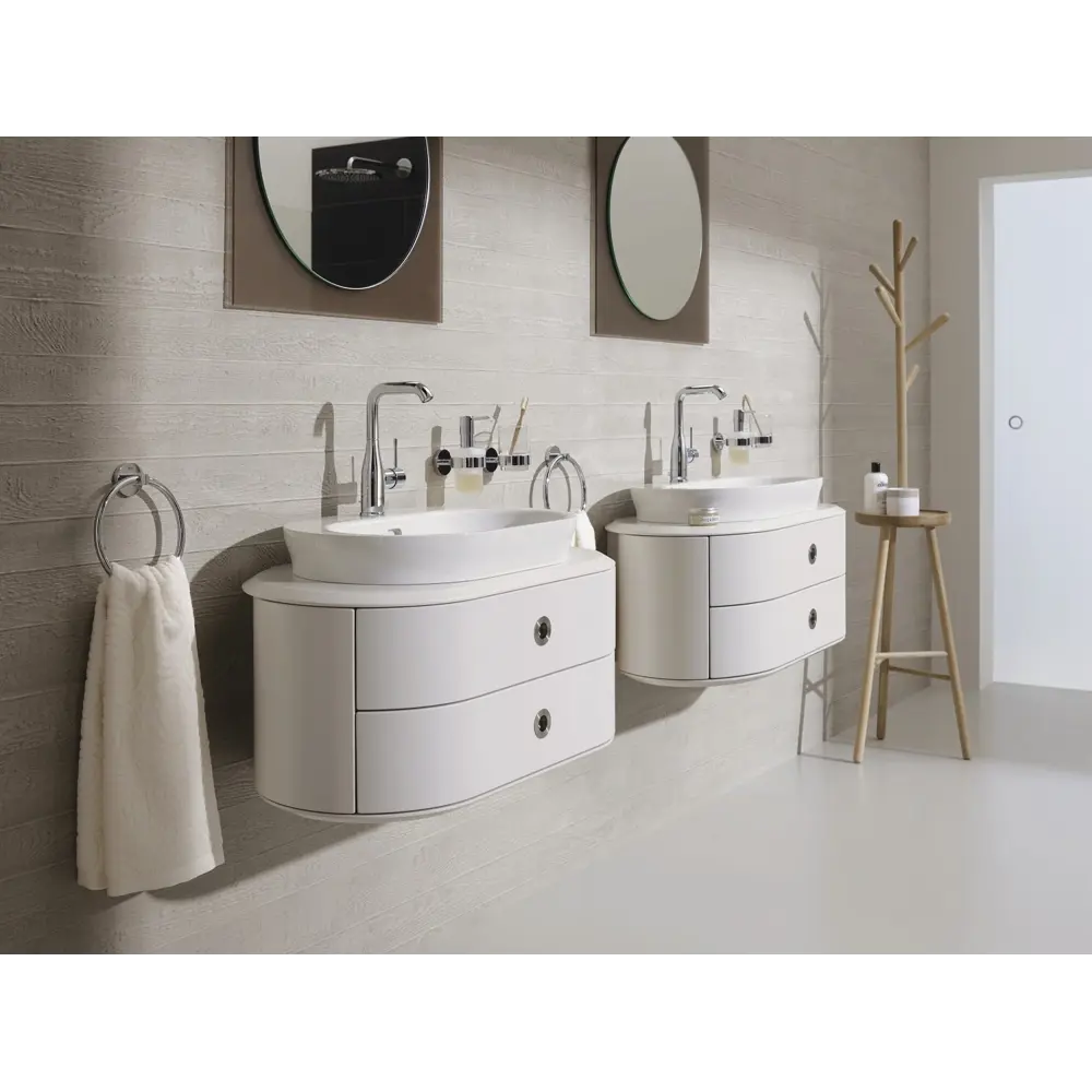 Фото 3 Смеситель для раковины Grohe Essence New 32628001 Фото 3 Смеситель для раковины Grohe Essence New 32628001