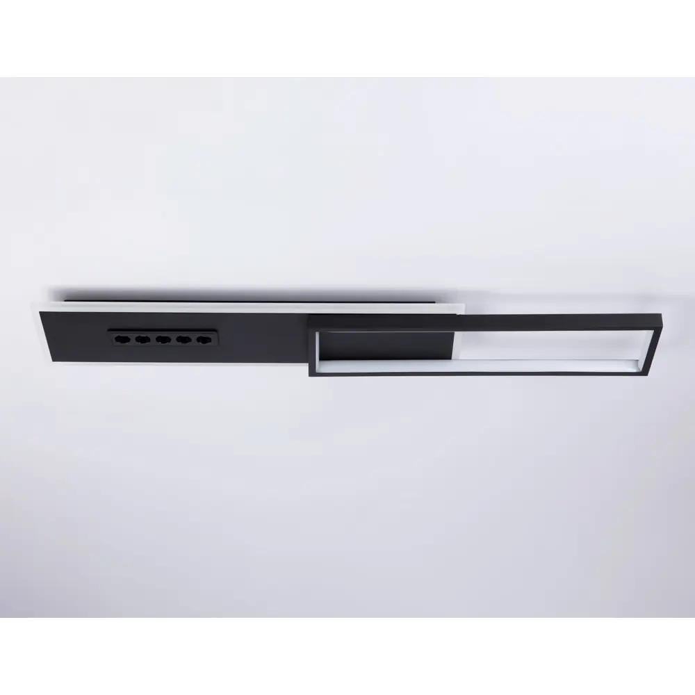 Фото 2 Светильник настенно-потолочный светодиодный Ambrella light Comfort linetech 28 м² регулируемый белый свет цвет черный Фото 2 Светильник настенно-потолочный светодиодный Ambrella light Comfort linetech 28 м² регулируемый белый свет цвет черный