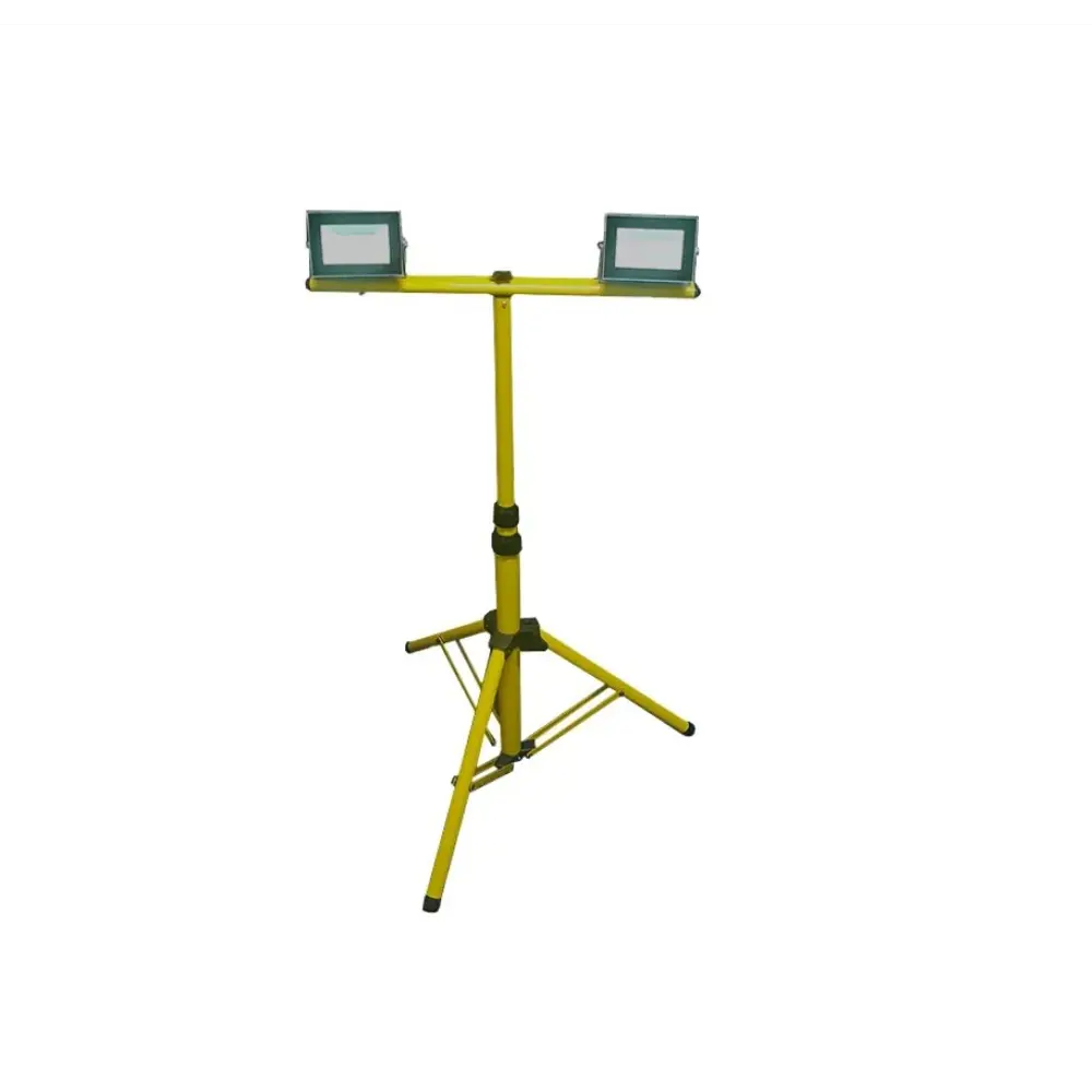 Фото 3 Прожектор светодиодный уличный Foton lighting 616548-1 100 Вт 4200 К IP65 нейтральный белый свет Фото 3 Прожектор светодиодный уличный Foton lighting 616548-1 100 Вт 4200 К IP65 нейтральный белый свет