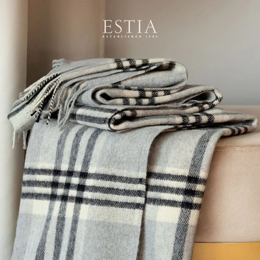 Фото Плед Estia Статте eta953533, 150x200 см, шерсть, цвет разноцветный Фото Плед Estia Статте eta953533, 150x200 см, шерсть, цвет разноцветный