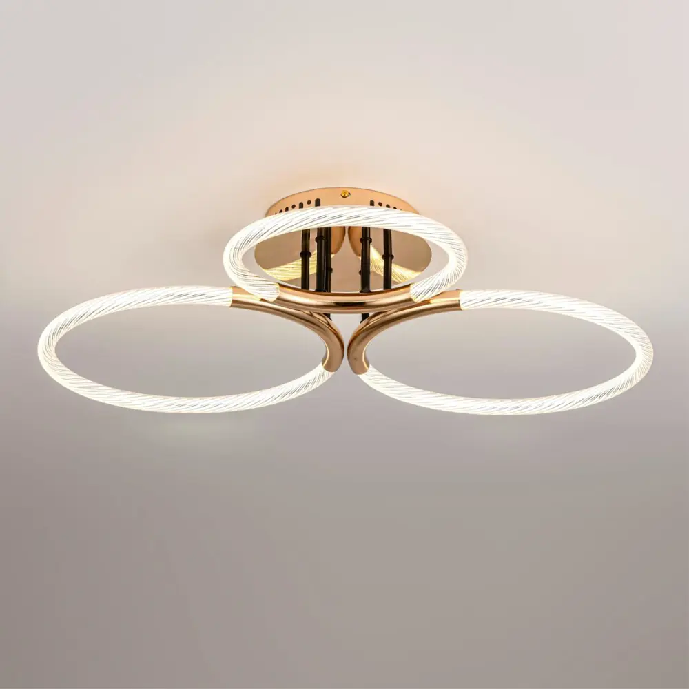 Фото 3 Люстра потолочная светодиодная Lumion Lara 6545/68cl 21 м² нейтральный белый свет цвет золото Фото 3 Люстра потолочная светодиодная Lumion Lara 6545/68cl 21 м² нейтральный белый свет цвет золото