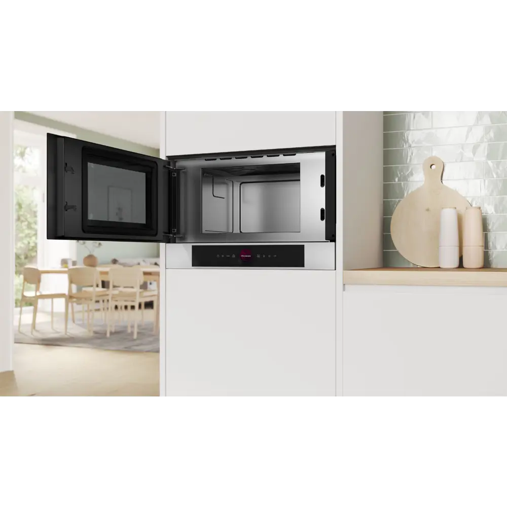 Фото 5 Встраиваемая микроволновая печь Bosch BFL7221W1 655421 21 л 59.4x38.2x31.8 см цвет белый, черный