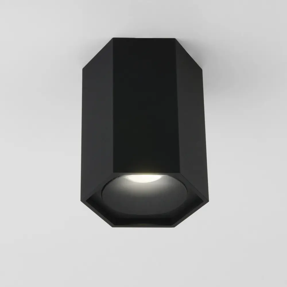 Фото 3 Светильник точечный светодиодный накладной Elektrostandard 25037/LED 1.4 м² нейтральный белый свет цвет черный Фото 3 Светильник точечный светодиодный накладной Elektrostandard 25037/LED 1.4 м² нейтральный белый свет цвет черный
