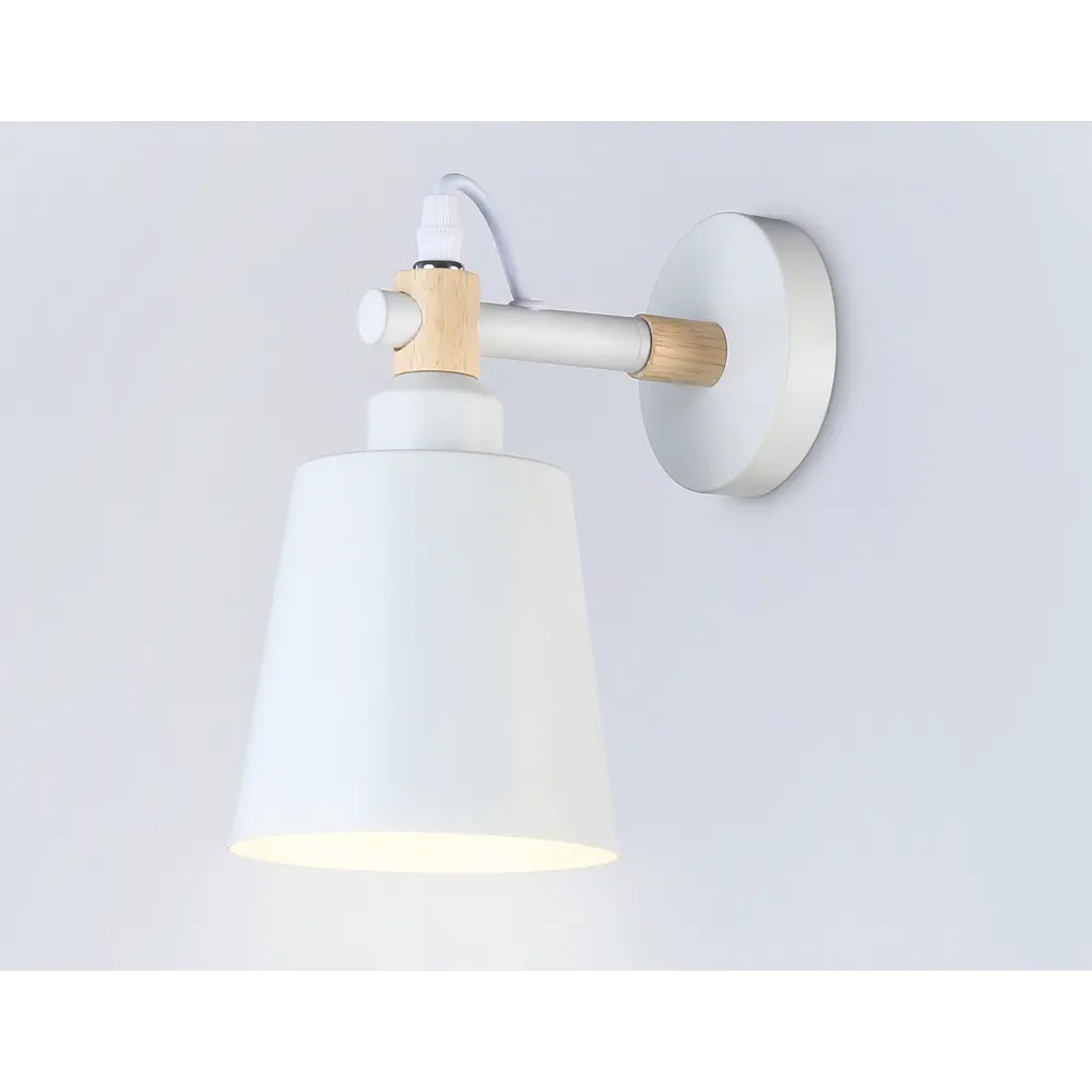 Фото 6 Настенный светильник Ambrella light Tr82212 цвет белый Фото 6 Настенный светильник Ambrella light Tr82212 цвет белый