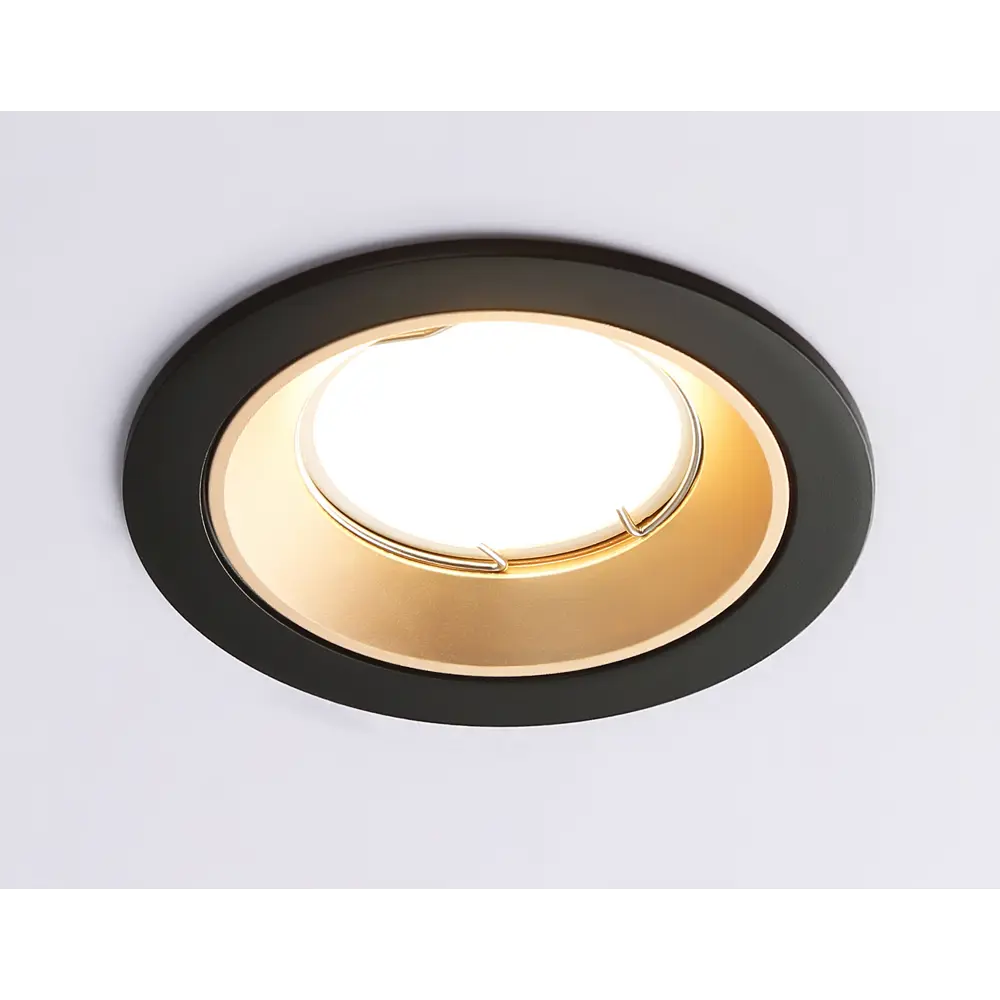 Фото 5 Светильник точечный встраиваемый Ambrella light Techno spot A8923 под отверстие 80 мм GU5.3 цвет золото/черный Фото 5 Светильник точечный встраиваемый Ambrella light Techno spot A8923 под отверстие 80 мм GU5.3 цвет золото/черный