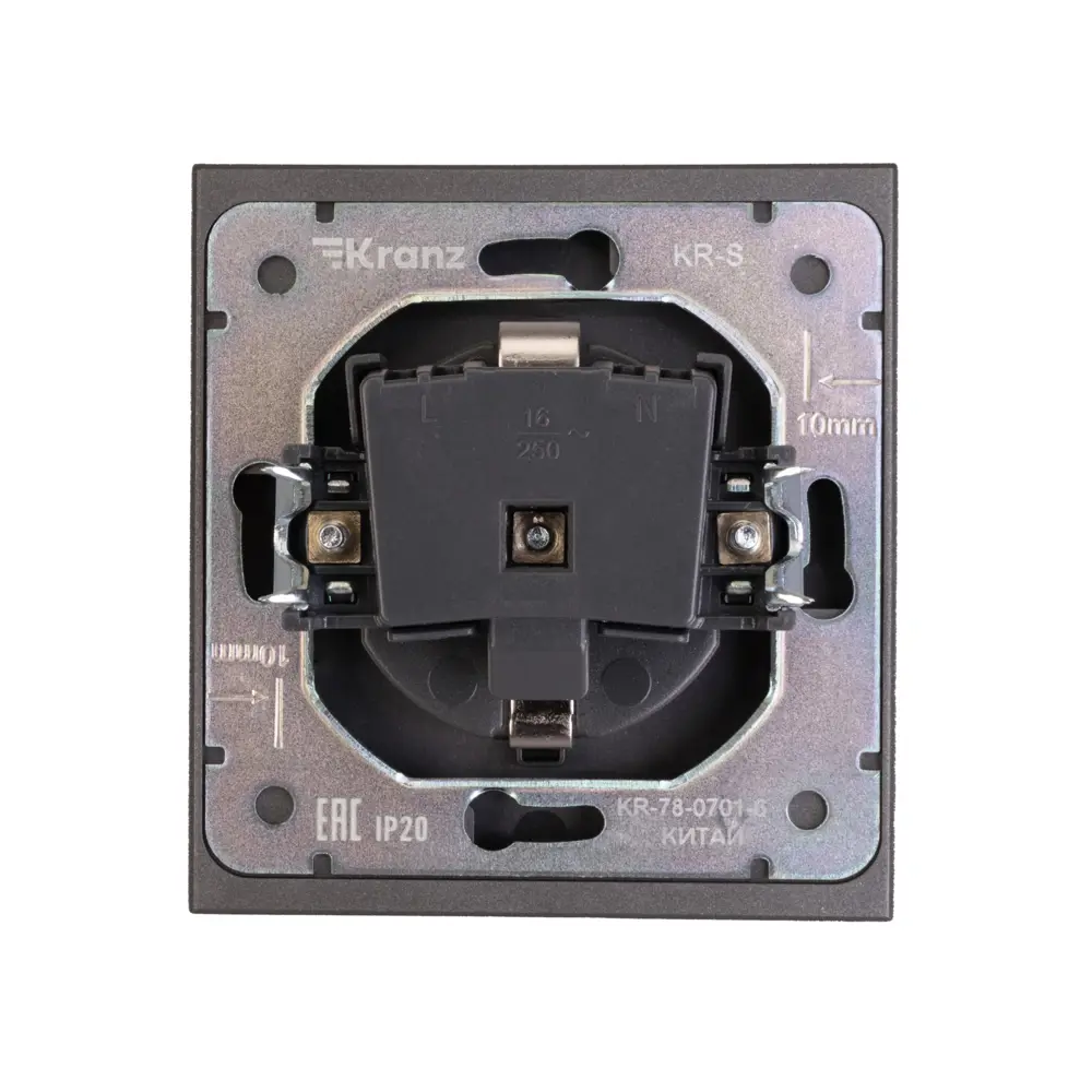 Фото 2 Розетка встраиваемая Kranz Strong KR-78-0701-6 с заземлением и шторками цвет графит Фото 2 Розетка встраиваемая Kranz Strong KR-78-0701-6 с заземлением и шторками цвет графит