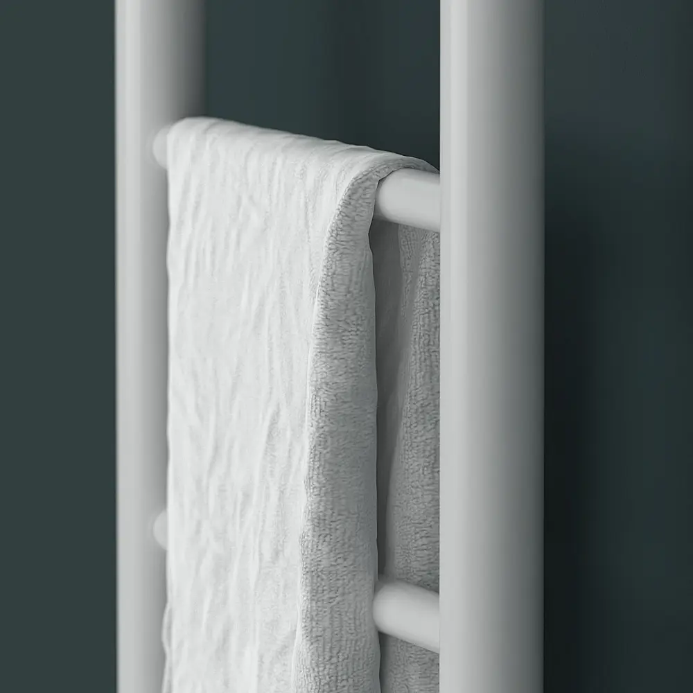 Фото 3 Полотенцесушитель водяной лестница Onix Classic plus white left 80x30 см боковая левая подводка нержавеющая сталь цвет белый Фото 3 Полотенцесушитель водяной лестница Onix Classic plus white left 80x30 см боковая левая подводка нержавеющая сталь цвет белый