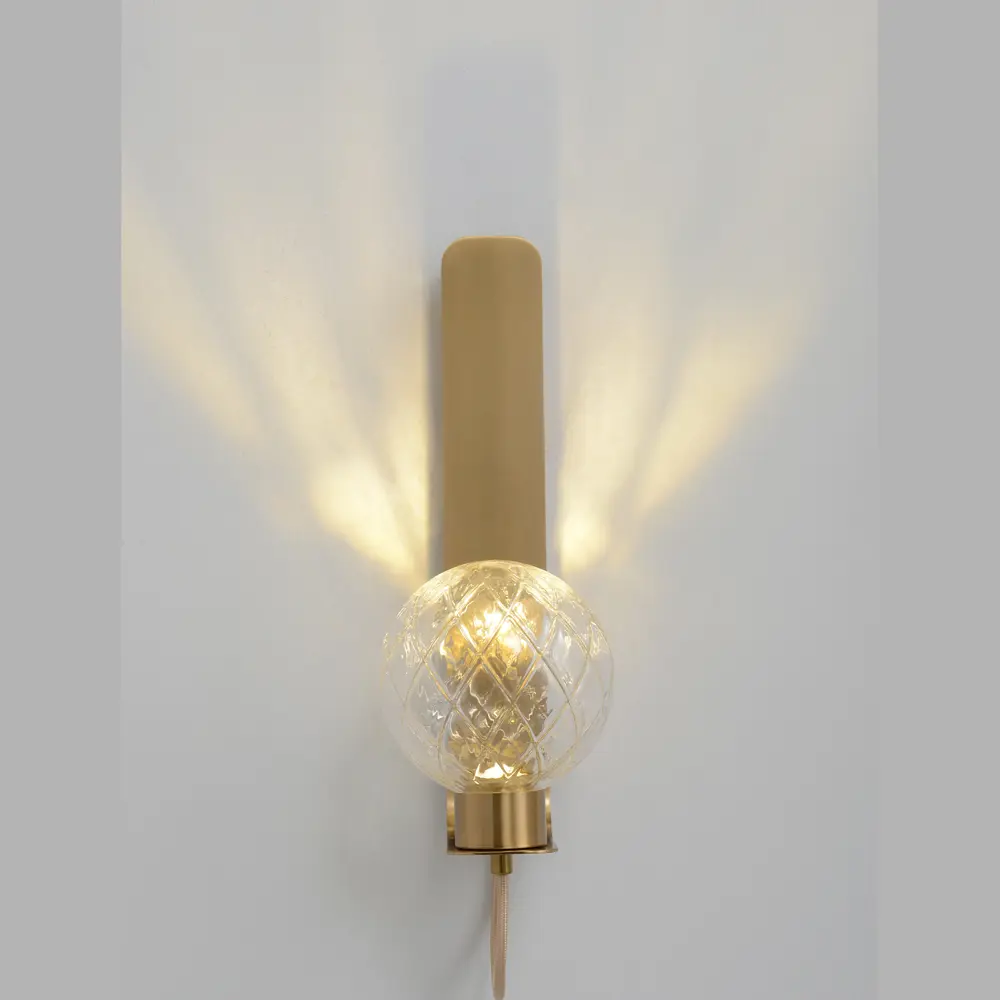 Фото 3 Настенный светильник светодиодный Crystal Lux Bella ap1 brass с пультом нейтральный белый свет цвет латунь Фото 3 Настенный светильник светодиодный Crystal Lux Bella ap1 brass с пультом нейтральный белый свет цвет латунь