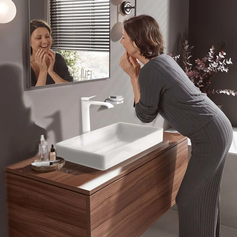 Фото 9 Смеситель для раковины Hansgrohe Vivenis 75042700 однорычажный цвет белый матовый Фото 9 Смеситель для раковины Hansgrohe Vivenis 75042700 однорычажный цвет белый матовый