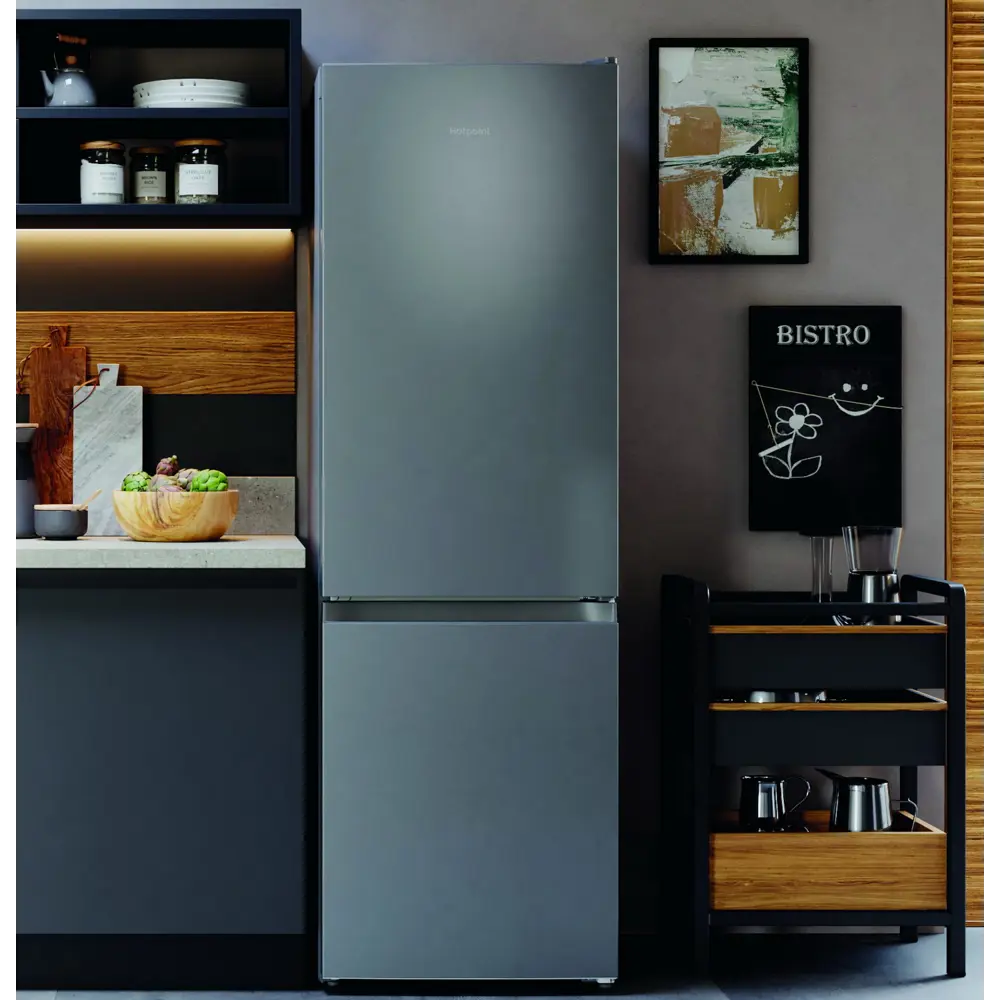 Фото 9 Холодильник Hotpoint HT 4180 S серебристый 60x185 см цвет серебристый Фото 9 Холодильник Hotpoint HT 4180 S серебристый 60x185 см цвет серебристый