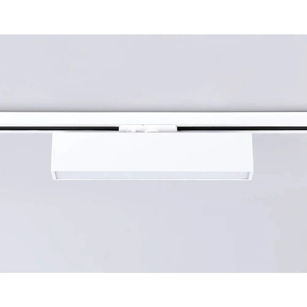 Фото 14 Трековый светильник линейный светодиодный Ambrella light Gl6761 12 Вт 2 м² цвет белый Фото 14 Трековый светильник линейный светодиодный Ambrella light Gl6761 12 Вт 2 м² цвет белый