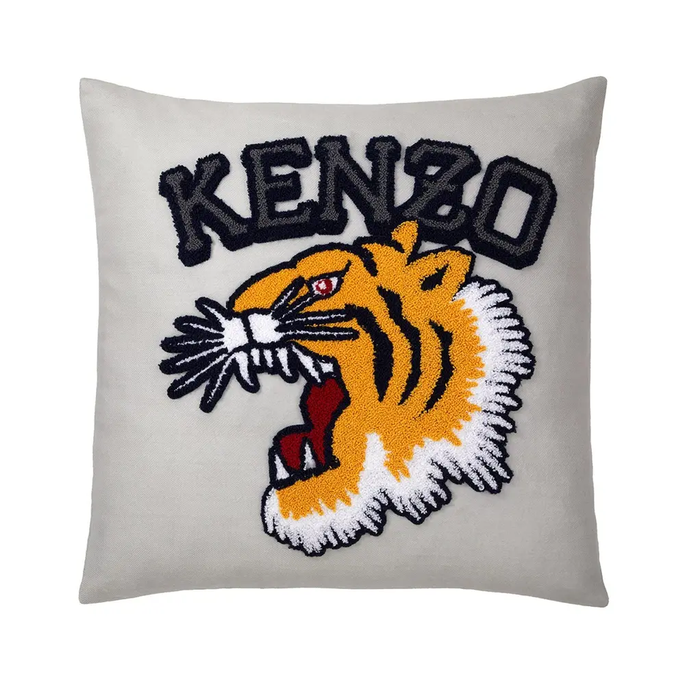 Фото Декоративная подушка Kenzo Varsity Tiger 33325 45x45 см Фото Декоративная подушка Kenzo Varsity Tiger 33325 45x45 см