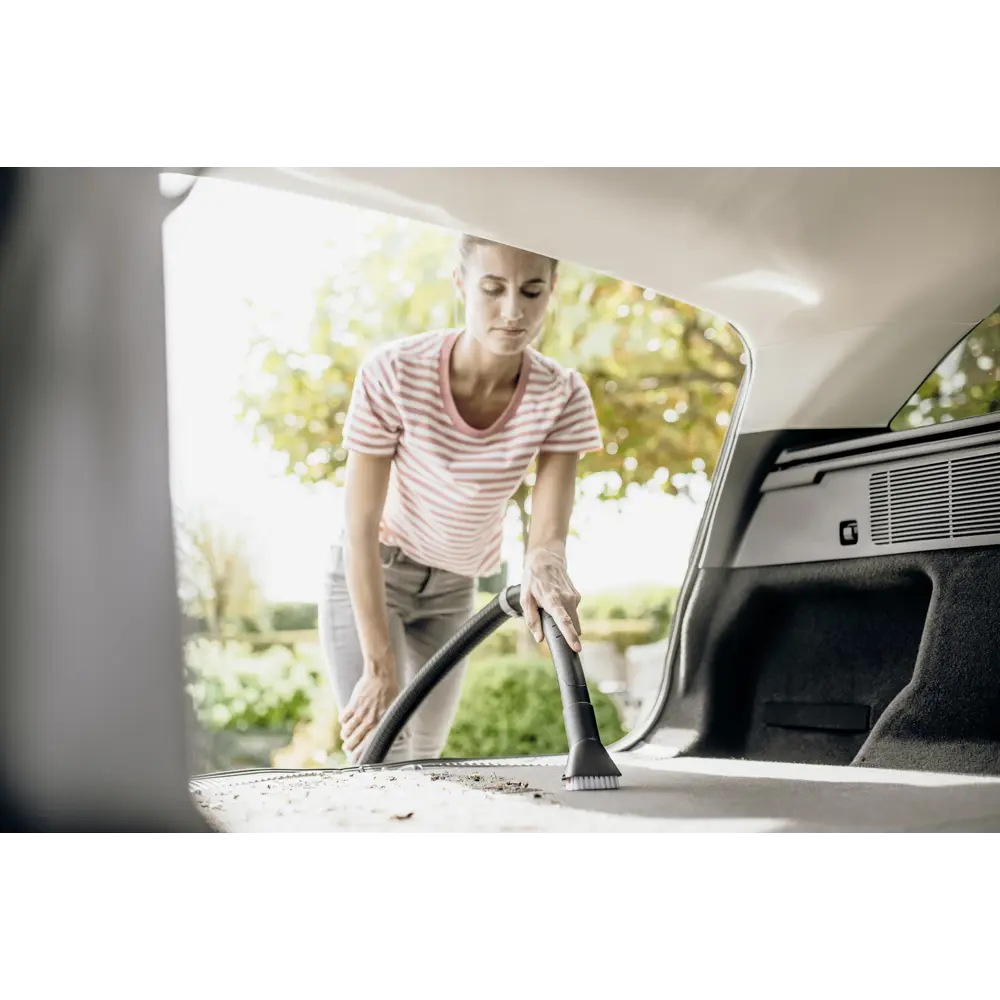 Фото 3 Пылесос строительный Karcher WD 3 V-17/6/20 Car, 1000 Вт, 17 л Фото 3 Пылесос строительный Karcher WD 3 V-17/6/20 Car, 1000 Вт, 17 л
