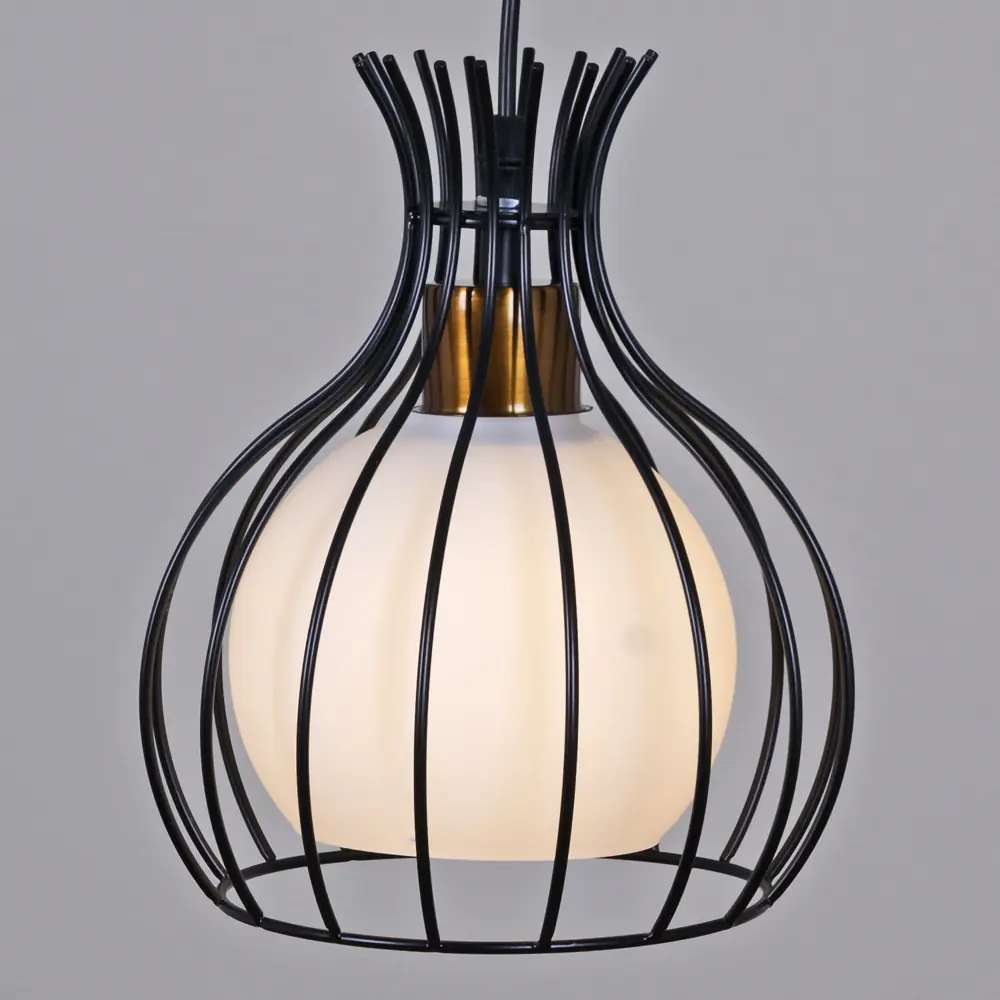 Фото 7 Светильник подвесной Reluce 03243-0.4-03 bk 3 лампы 18 м² цвет черный Фото 7 Светильник подвесной Reluce 03243-0.4-03 bk 3 лампы 18 м² цвет черный