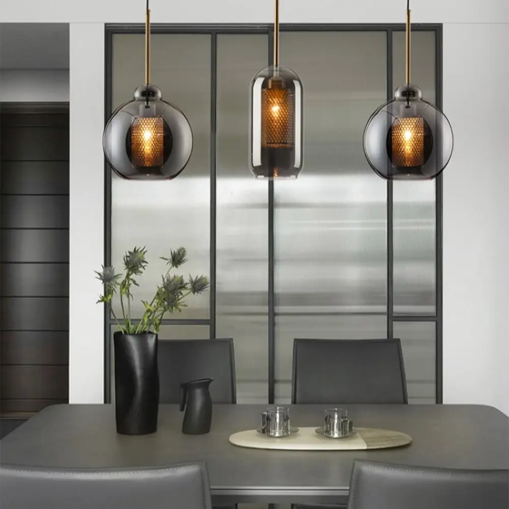 Фото 4 Светильник подвесной Imperiumloft Catch smoky d15 214046-23 1 лампа 3 м² цвет бронза Фото 4 Светильник подвесной Imperiumloft Catch smoky d15 214046-23 1 лампа 3 м² цвет бронза