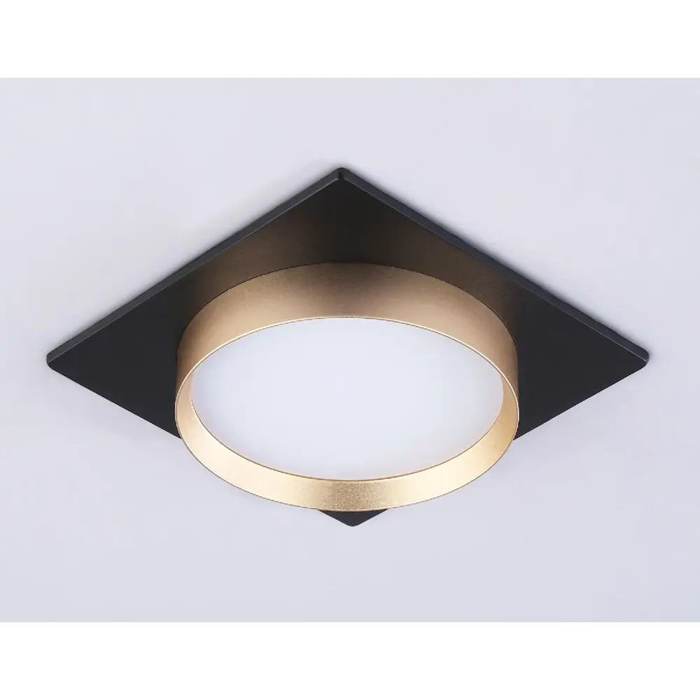 Фото 3 Светильник точечный встраиваемый Ambrella Light Gx53 acrylic tech Tn5232 под отверстие 90 мм GX53 цвет черный Фото 3 Светильник точечный встраиваемый Ambrella Light Gx53 acrylic tech Tn5232 под отверстие 90 мм GX53 цвет черный
