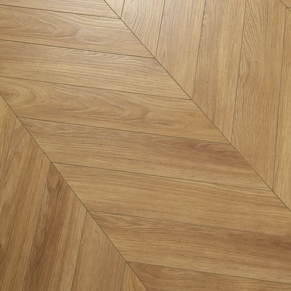 Фото 3 Ламинат Woodstyle Chevron CH155.2 Дуб Халкон 34 класс толщина 12 мм с фаской 1.971 м², цена за упаковку Фото 3 Ламинат Woodstyle Chevron CH155.2 Дуб Халкон 34 класс толщина 12 мм с фаской 1.971 м², цена за упаковку