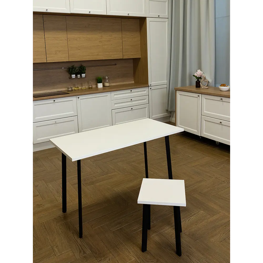 Фото Кухонный стол Diko Loft Delight Dining 90х60х75 см цвет белый Фото Кухонный стол Diko Loft Delight Dining 90х60х75 см цвет белый