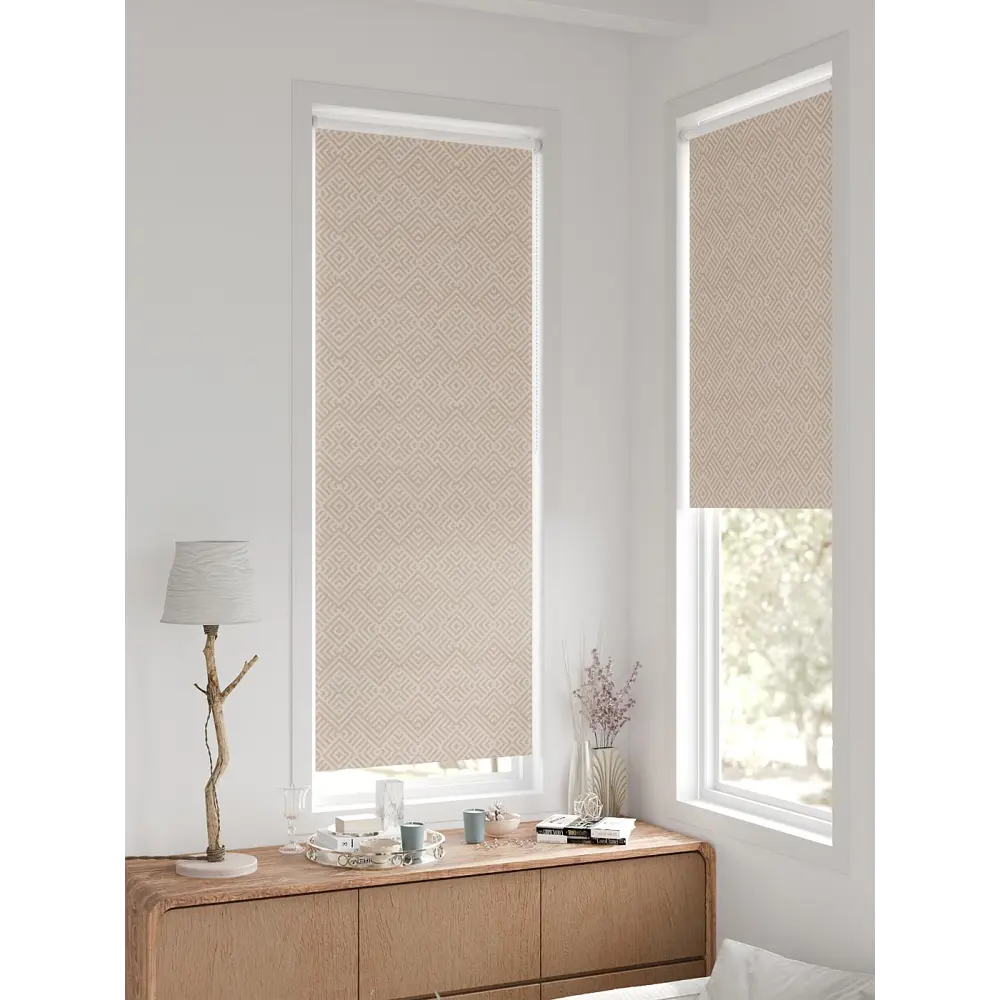 Фото 7 Рулонная штора блэкаут At Home Фиреда AT783200062 62x170 см, цвет бежевый Фото 7 Рулонная штора блэкаут At Home Фиреда AT783200062 62x170 см, цвет бежевый