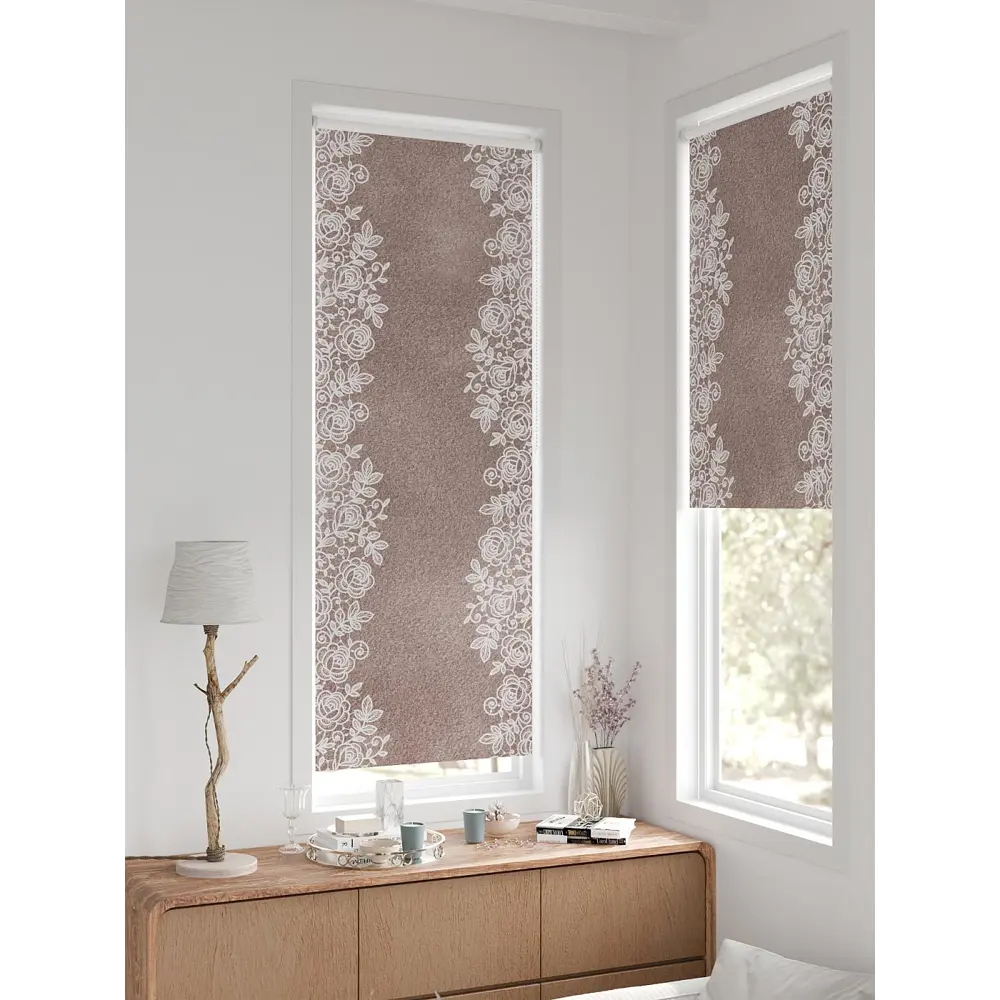 Фото 2 Рулонная штора блэкаут At Home Фиреда AT783155062 62x170 см, цвет белый Фото 2 Рулонная штора блэкаут At Home Фиреда AT783155062 62x170 см, цвет белый