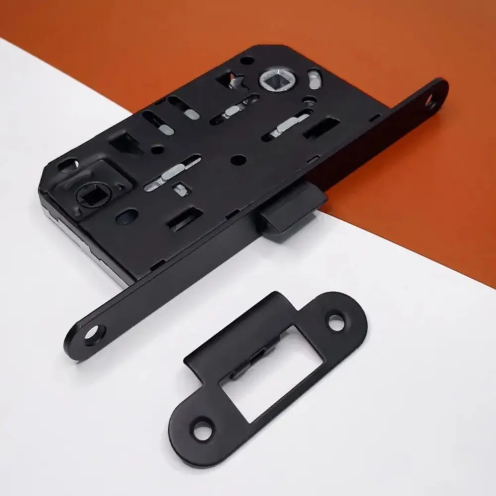 Фото 3 Межкомнатный механизм под фиксатор Vettore WC 410 B-S Kevlar MBP для межкомнатных дверей с кевларовым язычком черный матовый Фото 3 Межкомнатный механизм под фиксатор Vettore WC 410 B-S Kevlar MBP для межкомнатных дверей с кевларовым язычком черный матовый