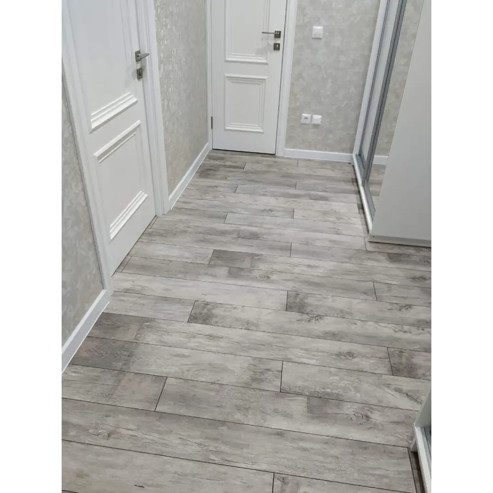Фото 6 Ламинат Kastamonu Ясень Вирджиния 33 класс толщина 8 мм с фаской 2.44 м² Фото 6 Ламинат Kastamonu Ясень Вирджиния 33 класс толщина 8 мм с фаской 2.44 м²