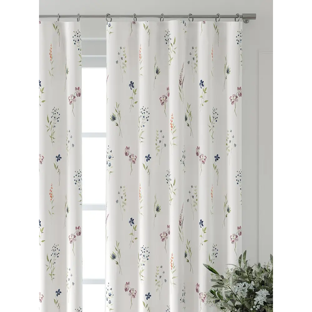 Фото 5 Комплект штор At home Базовая коллекция AT521603-230 на шторной ленте 230x150 см цвет белый Фото 5 Комплект штор At home Базовая коллекция AT521603-230 на шторной ленте 230x150 см цвет белый