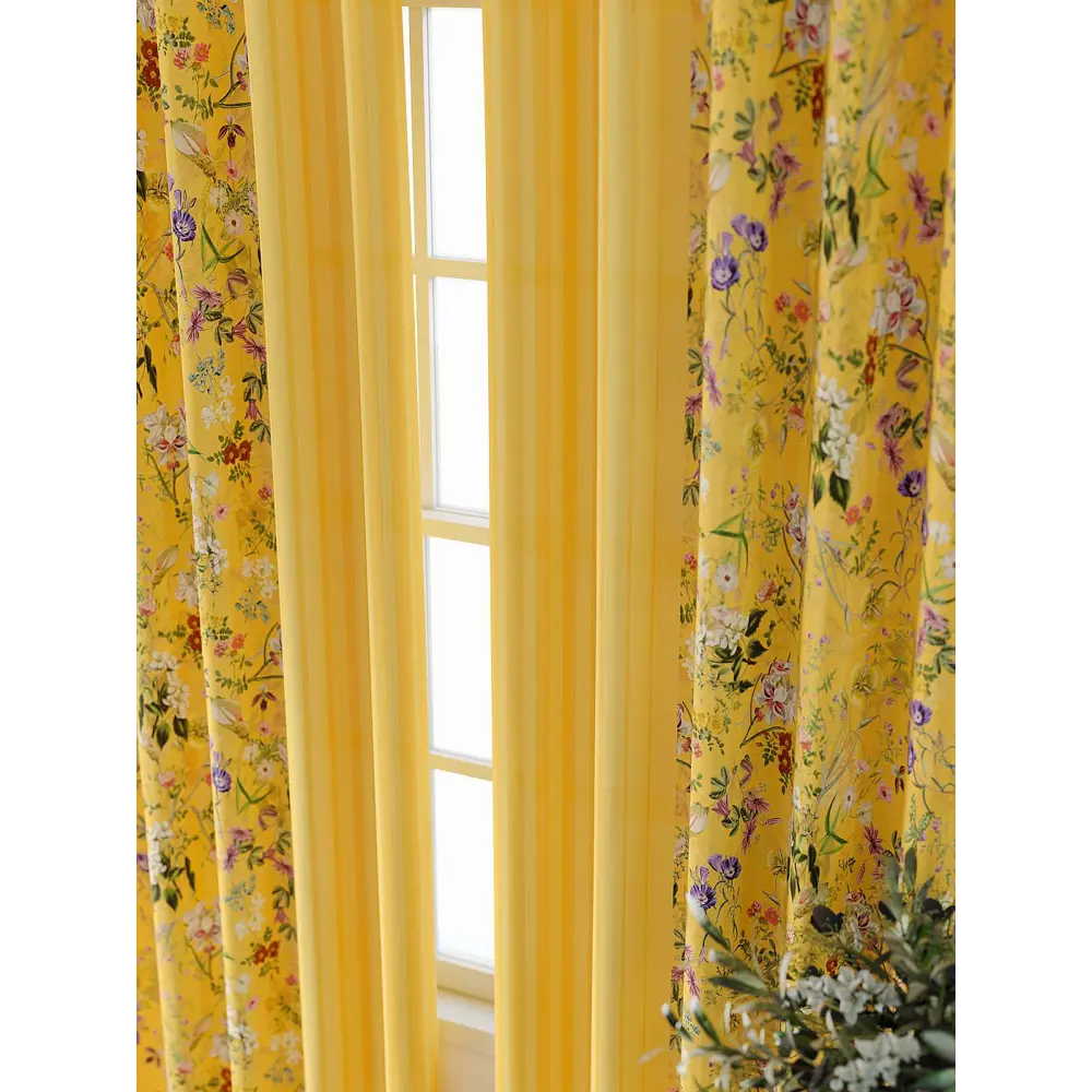 Фото 2 Комплект штор At home Базовая коллекция AT521670-240 на шторной ленте 240x150 см цвет красный Фото 2 Комплект штор At home Базовая коллекция AT521670-240 на шторной ленте 240x150 см цвет красный