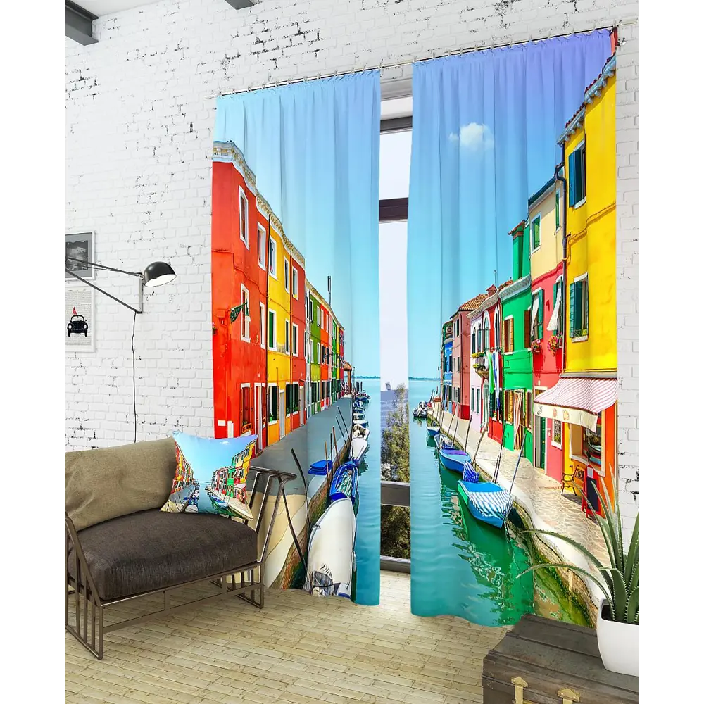 Фото 2 Комплект штор на ленте At Home Красочный остров Бурано 150x260 см блэкаут цвет голубой/красный/желтый AA900034 Фото 2 Комплект штор на ленте At Home Красочный остров Бурано 150x260 см блэкаут цвет голубой/красный/желтый AA900034