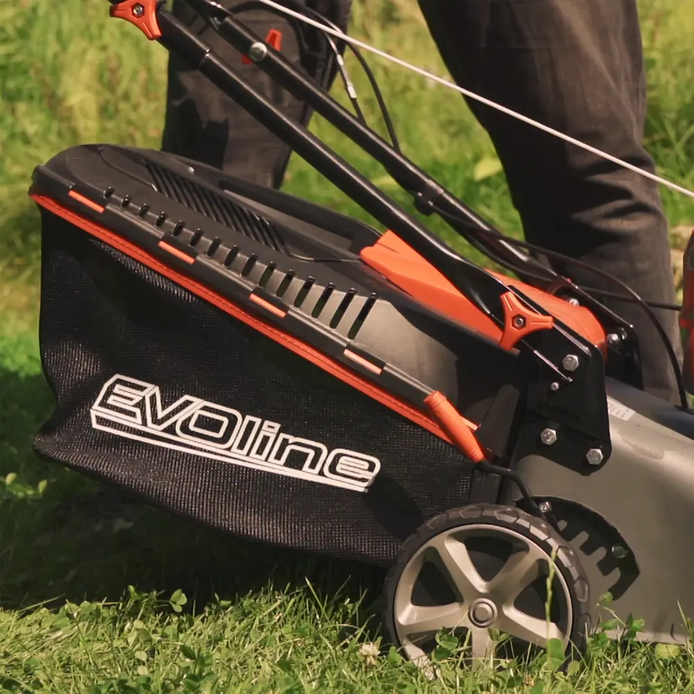 Фото 7 Газонокосилка бензиновая самоходная Evoline LMG 42 CS 3.5 л.с. 42 см
