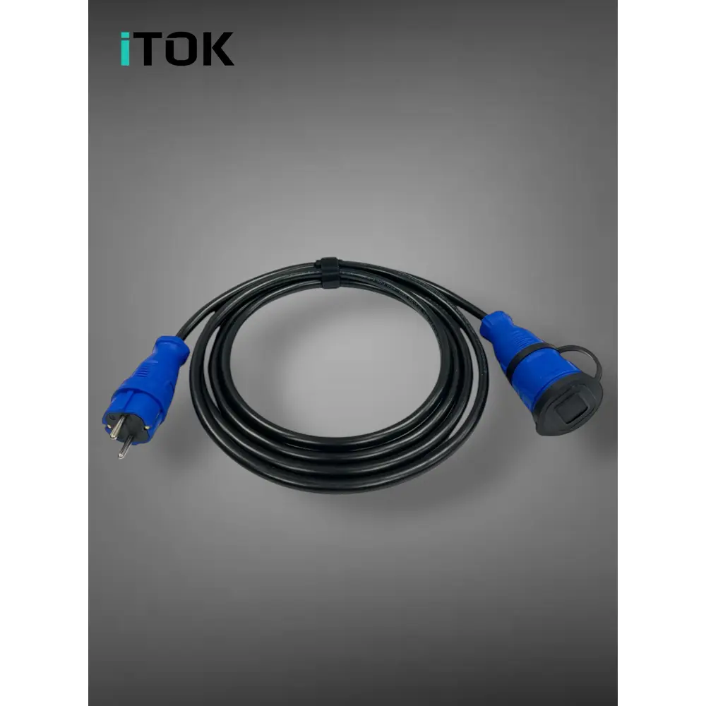 Фото 9 Удлинитель-шнур Itok i-connect-color-SU-PVS-310-1-44-5-blue 3x1 5 м 1 розетка 2200 Вт с заземлением IP44 цвет синий Фото 9 Удлинитель-шнур Itok i-connect-color-SU-PVS-310-1-44-5-blue 3x1 5 м 1 розетка 2200 Вт с заземлением IP44 цвет синий