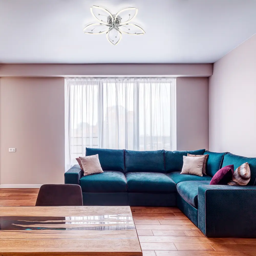 Фото 8 Люстра потолочная светодиодная Eurosvet 90056/5 хром 25 м² нейтральный белый свет цвет серый/серебристый Фото 8 Люстра потолочная светодиодная Eurosvet 90056/5 хром 25 м² нейтральный белый свет цвет серый/серебристый