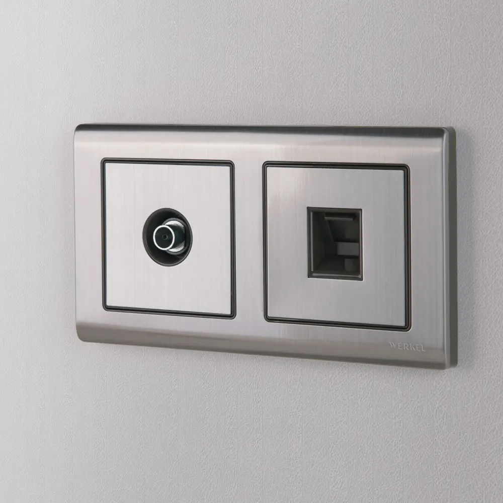 Фото 2 Накладка для RJ45 и RJ11 Werkel WL02-RJ-CP цвет глянцевый никель 3 шт. Фото 2 Накладка для RJ45 и RJ11 Werkel WL02-RJ-CP цвет глянцевый никель 3 шт.