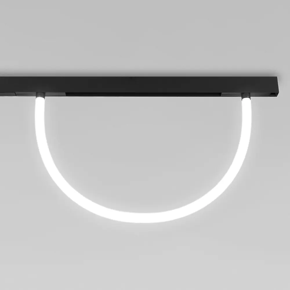 Фото 2 Трековый светильник Elektrostandard 85026/01 Slim Magnetic светодиодный 22 Вт однофазный цвет белый Фото 2 Трековый светильник Elektrostandard 85026/01 Slim Magnetic светодиодный 22 Вт однофазный цвет белый
