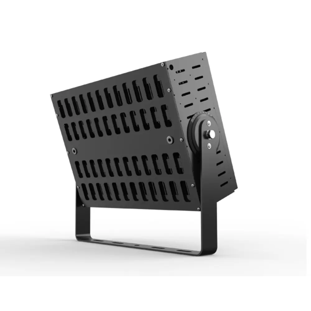 Фото 4 Прожектор светодиодный PCCOOLER TS-QNX-0200-E01 Zeus 200 Вт IP65 холодный белый свет Фото 4 Прожектор светодиодный PCCOOLER TS-QNX-0200-E01 Zeus 200 Вт IP65 холодный белый свет