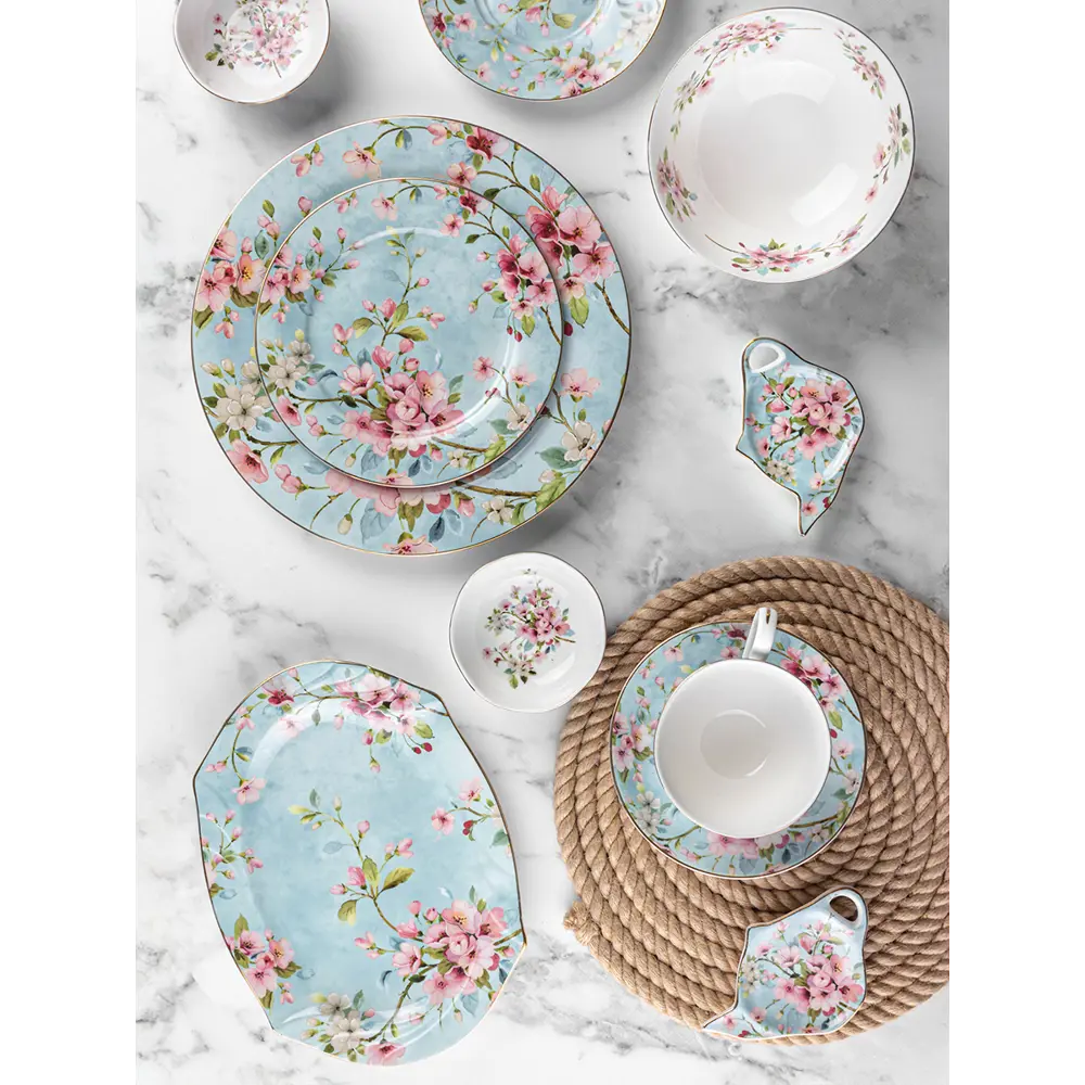 Фото 6 Набор тарелок для десертов Elan Gallery "Яблоневый цвет на голубом" New Bone China 19x19x2 см, 2 предмета Фото 6 Набор тарелок для десертов Elan Gallery "Яблоневый цвет на голубом" New Bone China 19x19x2 см, 2 предмета