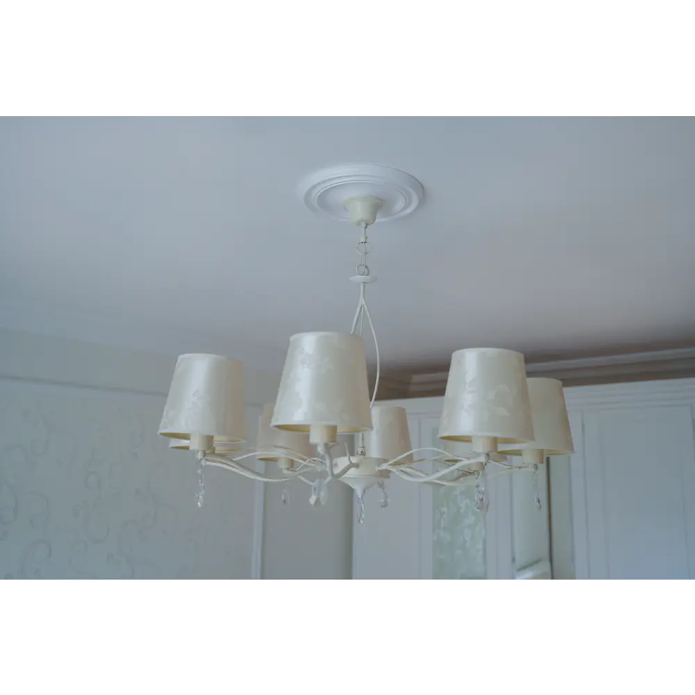 Фото 7 Декоративная потолочная розетка полистирол белая Decoflair D309-285 28.5 см Фото 7 Декоративная потолочная розетка полистирол белая Decoflair D309-285 28.5 см